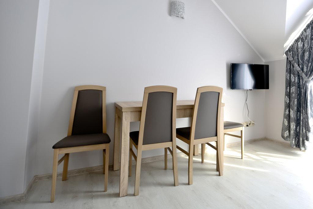 Apartamenty Pod Skrzycznem Щирк Екстериор снимка